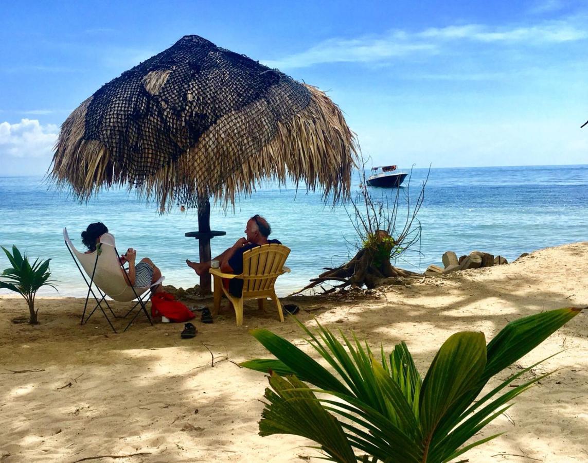 Isla Luna Beach Isla Barú المظهر الخارجي الصورة