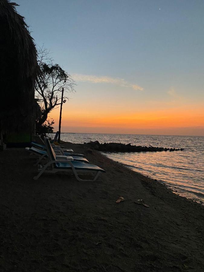 Isla Luna Beach Isla Barú المظهر الخارجي الصورة